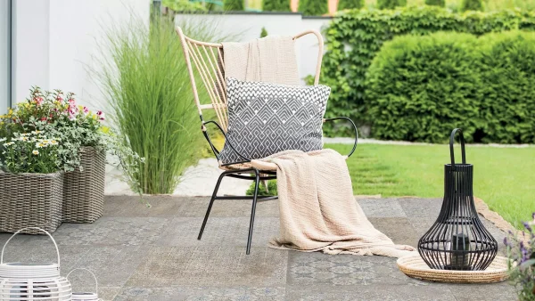 Carrelage AMBIANCE 221 60x60 cm, finition pierre gris profond mate, style contemporain et structuré-MagasinDeCarrelage-VAL D'OISE,FRANCE